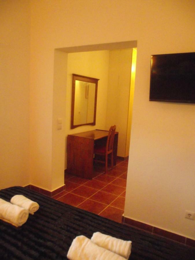"A Casa Dos Avos" Suites & Breakfast Lagos Esterno foto